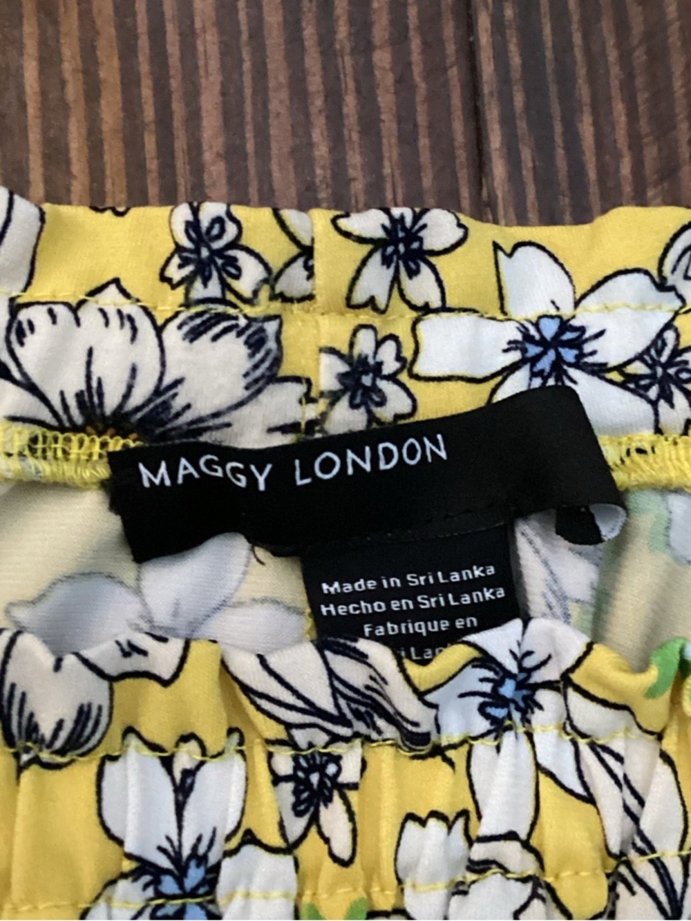 Maggy London Yellow Floral Smocked Mock Neck Midi Dress Sz 14 - Picture 2 of 11